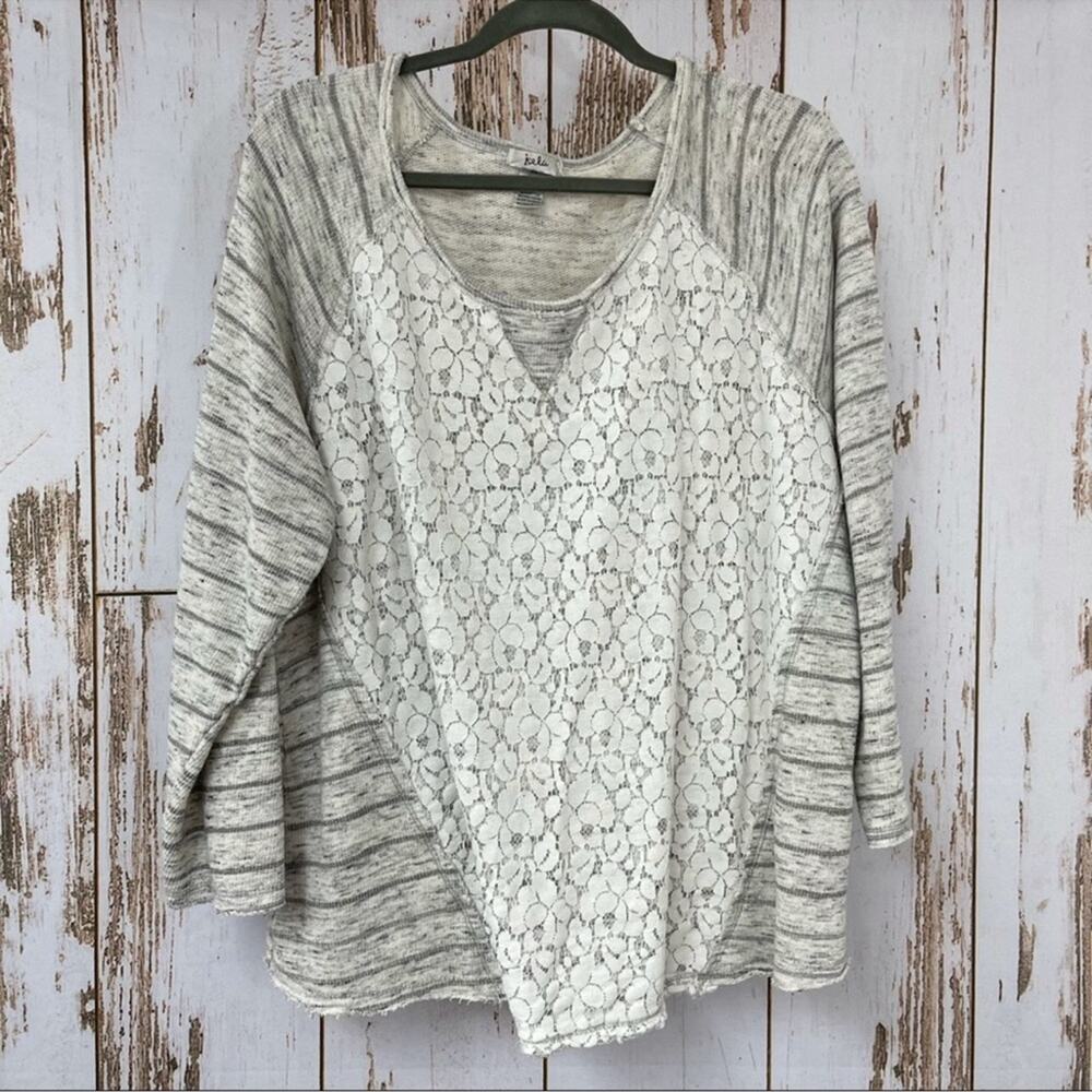 Isla Lacey Sweater, Size 3X. In good used condition!